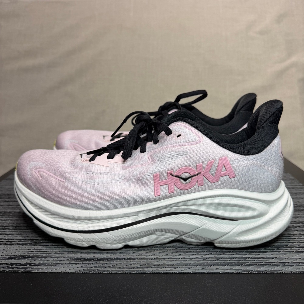 Hoka One Clifton 10 Running Shoes - Womens 8 - Pink 1162031-CTNS